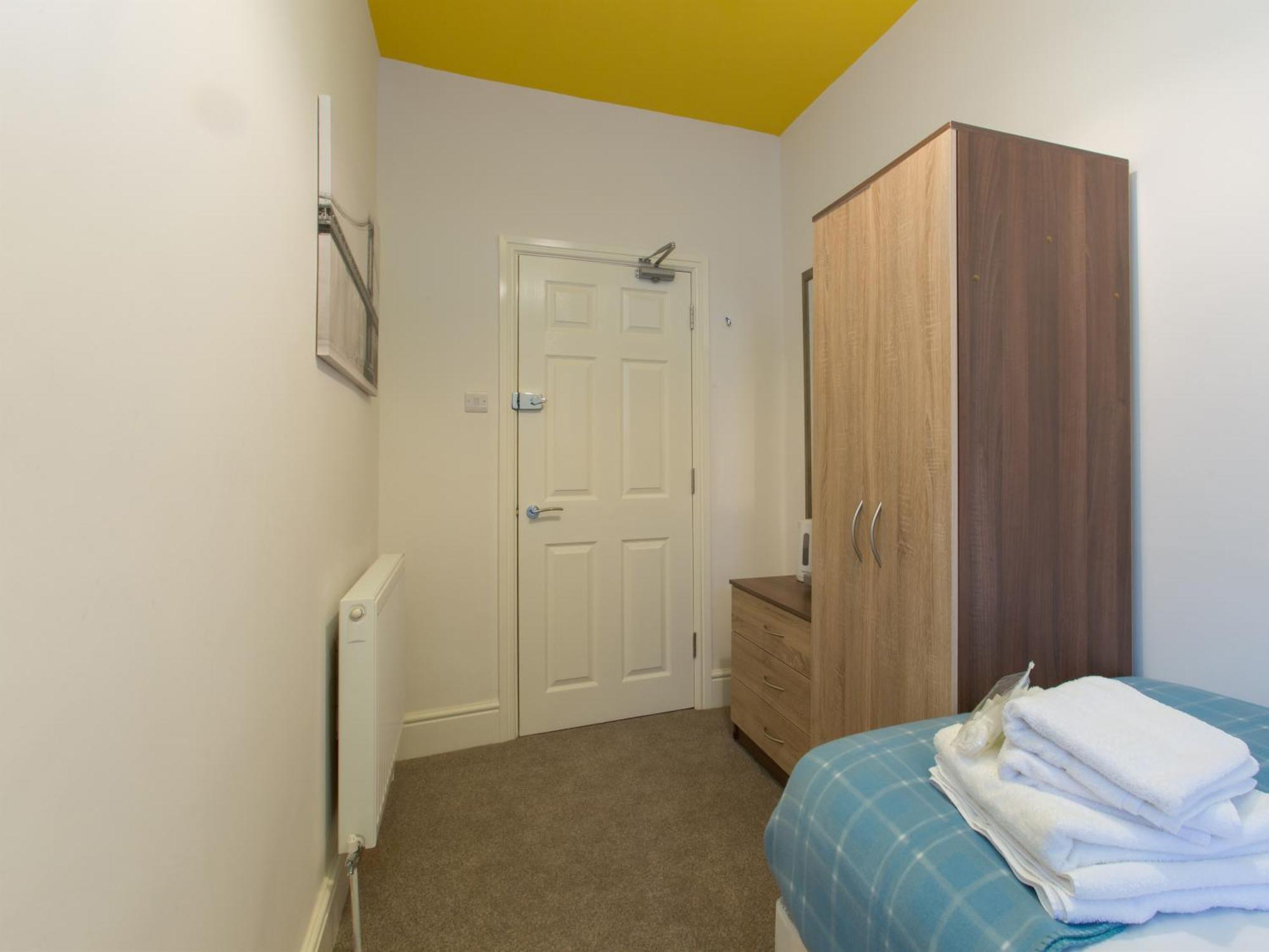 Bed and breakfast Townhouse @ West Avenue Crewe Extérieur photo