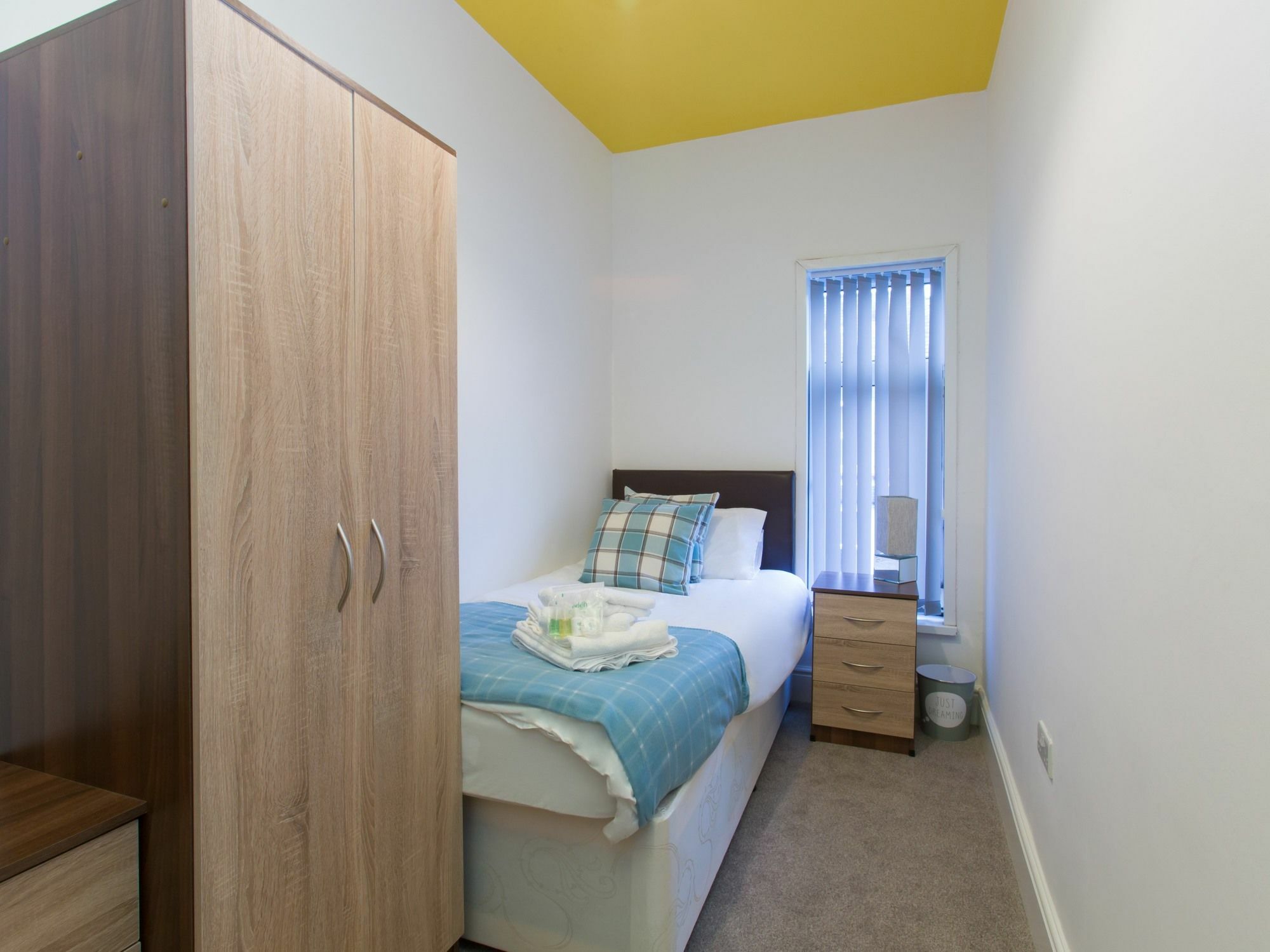 Bed and breakfast Townhouse @ West Avenue Crewe Extérieur photo